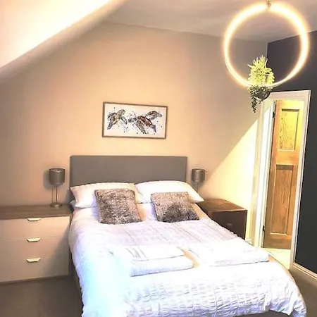 Sunbeams And Ice Creams * Scarborough