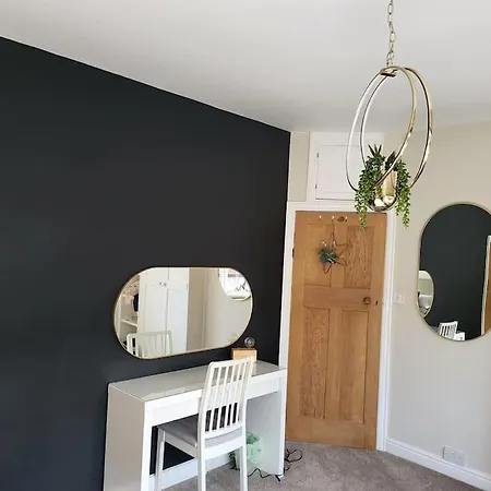 Sunbeams And Ice Creams *